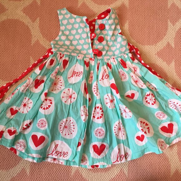 Valentine's Day heart dress - Picture 3 of 3